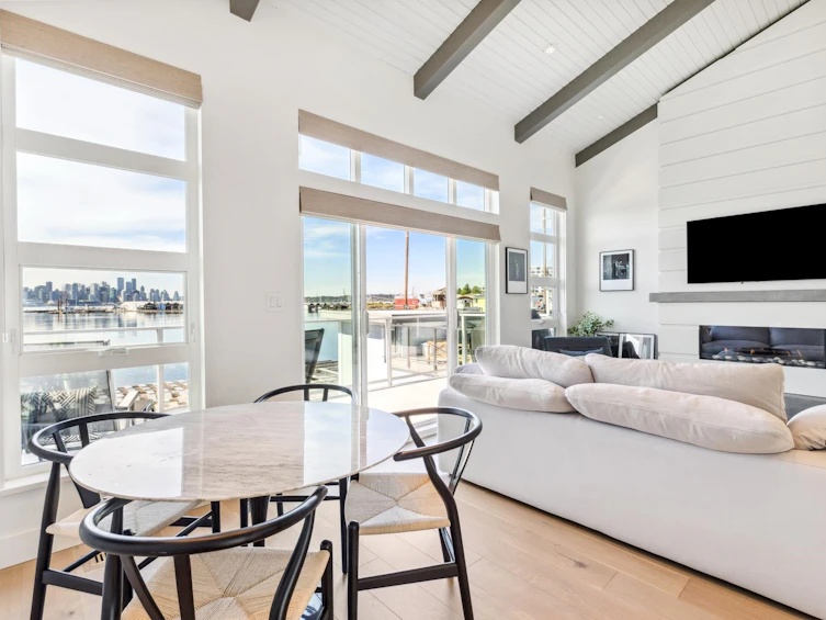 16-415 W Esplanade, North Vancouver, BC, V7M 1A6 - 18