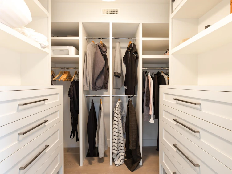 16-415 W Esplanade, North Vancouver, BC, V7M 1A6 - 27