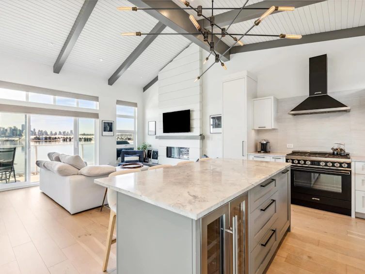16-415 W Esplanade, North Vancouver, BC, V7M 1A6 - 13