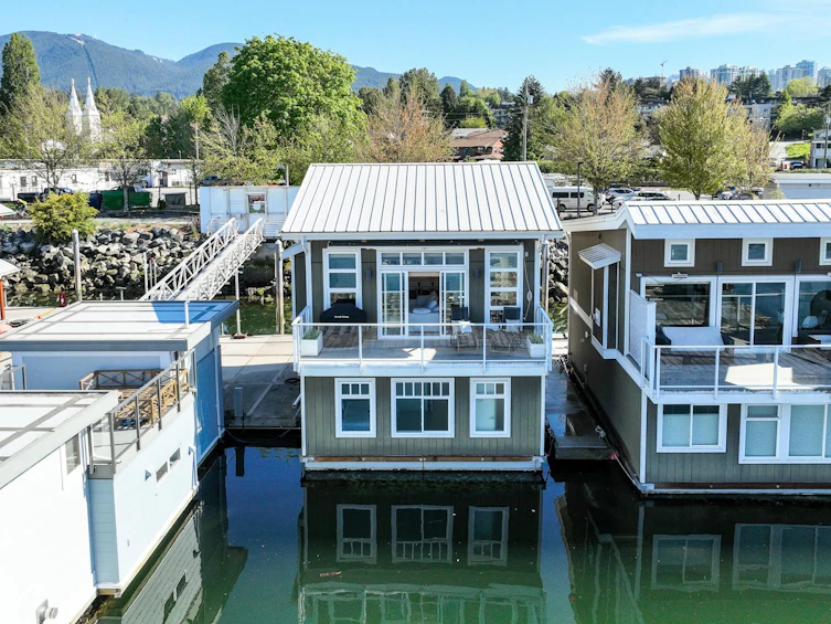 16-415 W Esplanade, North Vancouver, BC, V7M 1A6 - 32