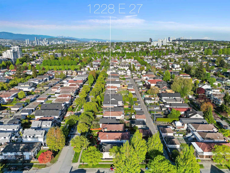 1228 E 27th Avenue, Vancouver, BC, V5V 2L8 - 34