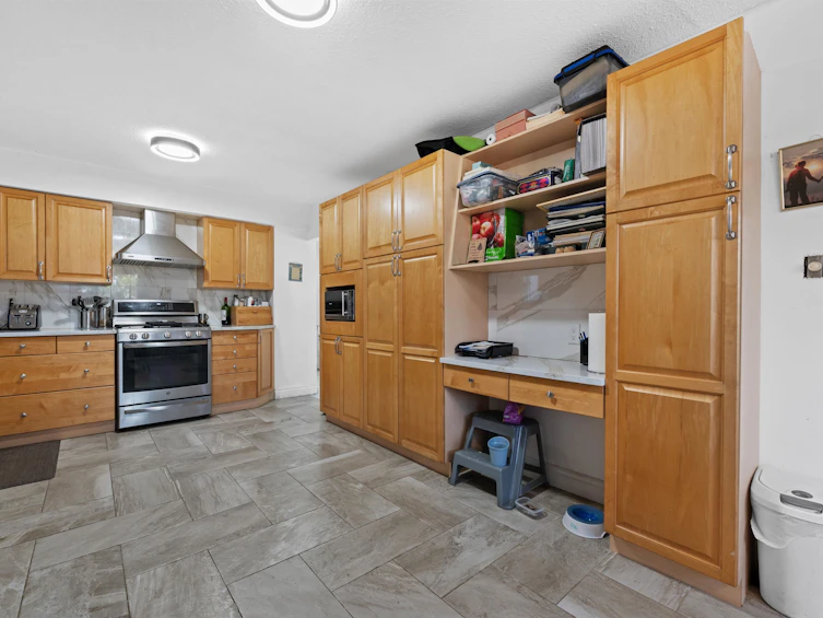 1228 E 27th Avenue, Vancouver, BC, V5V 2L8 - 7