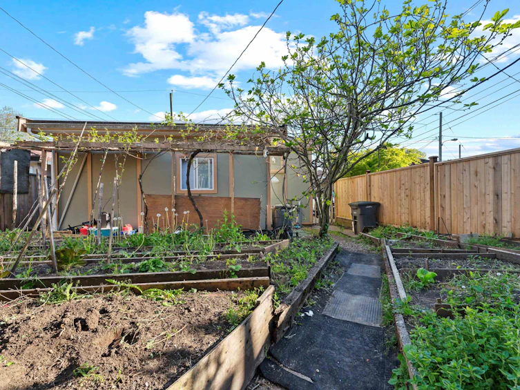 1228 E 27th Avenue, Vancouver, BC, V5V 2L8 - 30