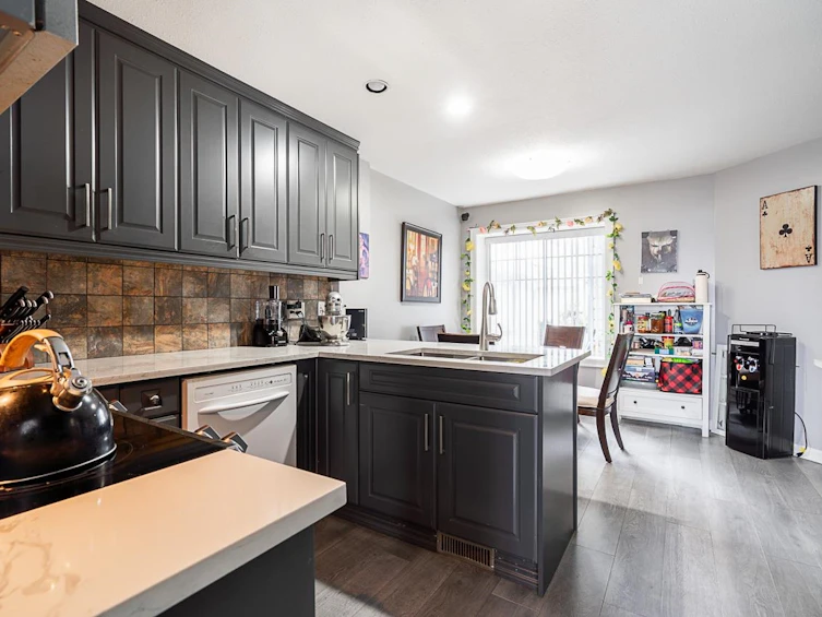 122-28 Richmond Street, New Westminster, BC, V3L 5P4 - 13