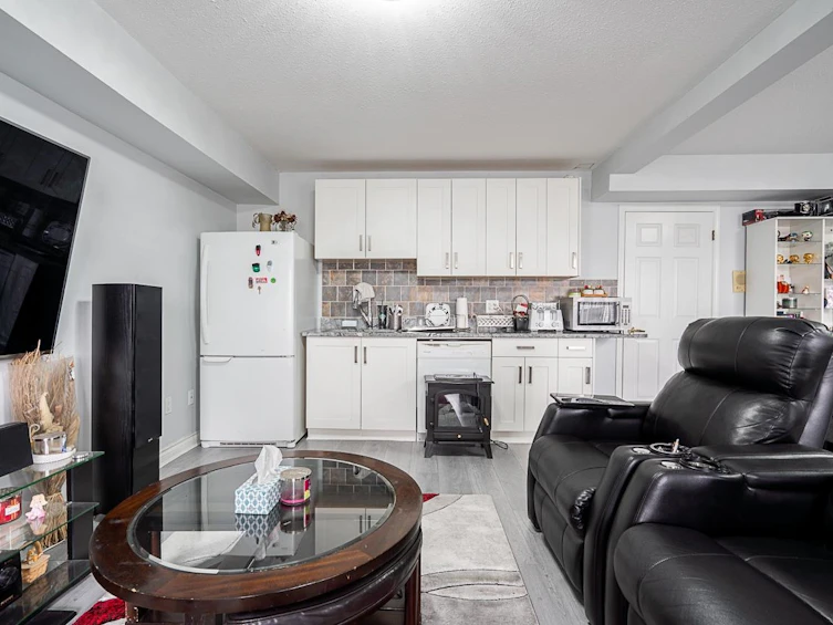 122-28 Richmond Street, New Westminster, BC, V3L 5P4 - 25
