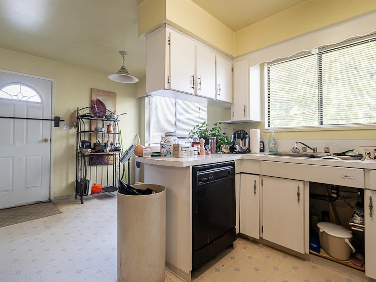 11820 King Road, Richmond, BC, V7A 3B6 - 9