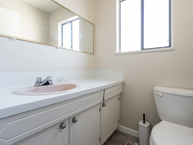 11820 King Road, Richmond, BC, V7A 3B6 - 12