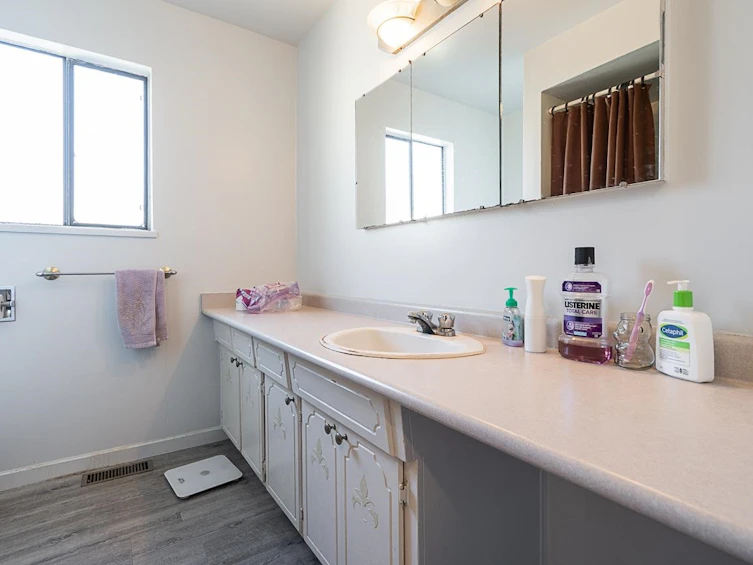 11820 King Road, Richmond, BC, V7A 3B6 - 14