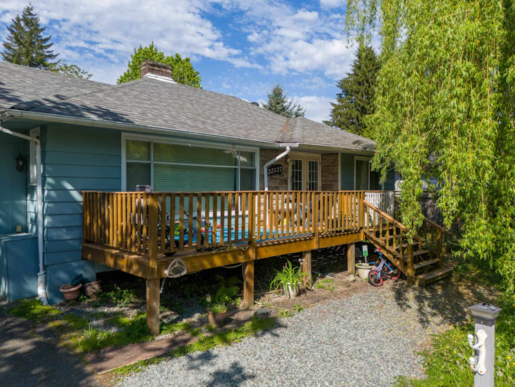 22127 Cliff Avenue, Maple Ridge, BC, V2X 2L4 - 11
