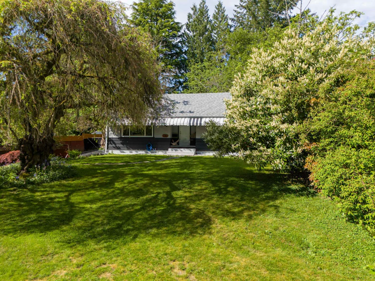 22165 Cliff Avenue, Maple Ridge, BC, V2X 2L4 - 11