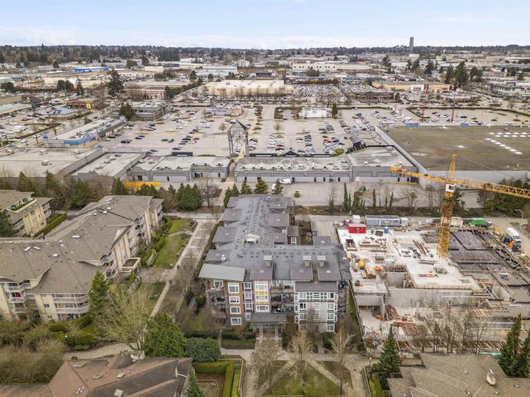408-13740 75a Avenue, Surrey, BC, V3W 0E8