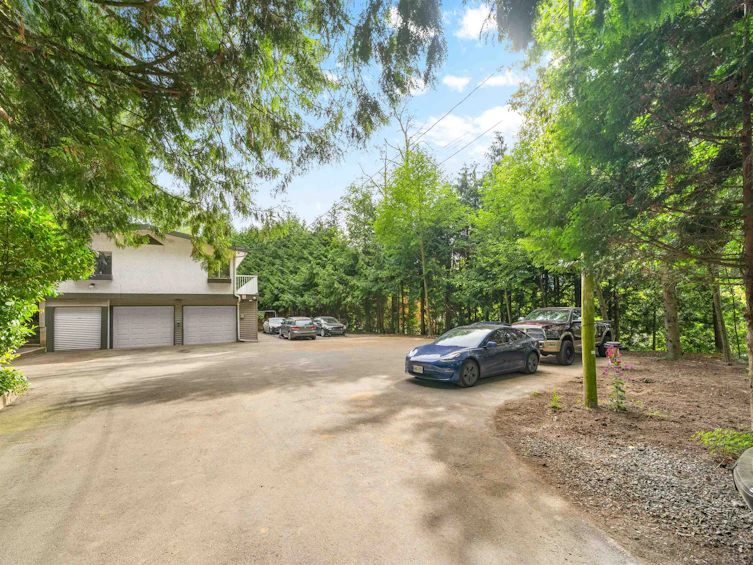 18676 32 Avenue, Surrey, BC, V3Z 1A7 - 32