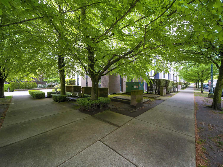 1106-3588 Crowley Drive, Vancouver, BC, V5R 6H3 - 19