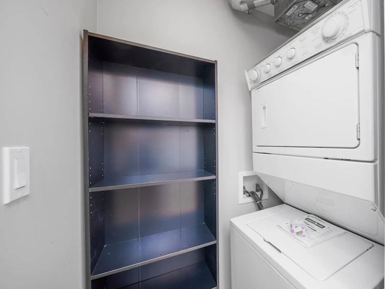 1106-3588 Crowley Drive, Vancouver, BC, V5R 6H3 - 8