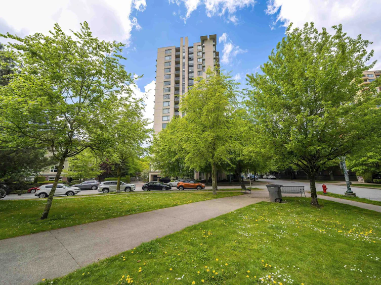 1106-3588 Crowley Drive, Vancouver, BC, V5R 6H3 - 20