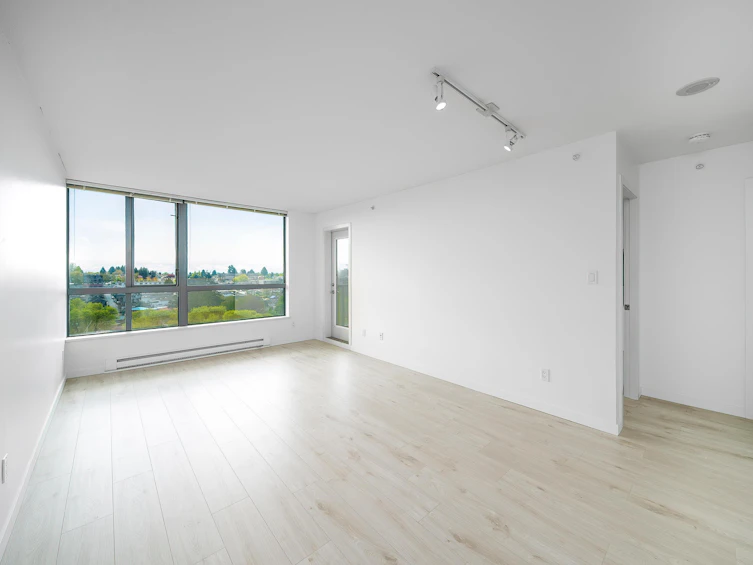 1106-3588 Crowley Drive, Vancouver, BC, V5R 6H3 - 10
