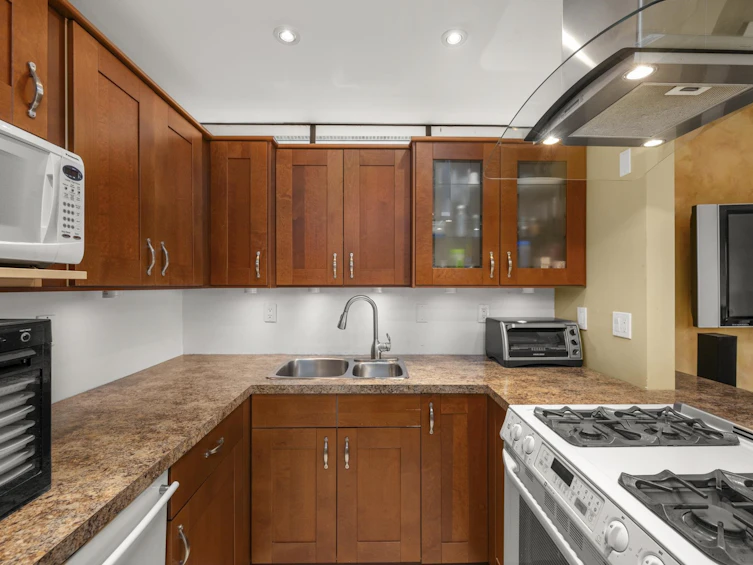 401-1414 W 73rd Avenue, Vancouver, BC, V6P 3E8 - 13