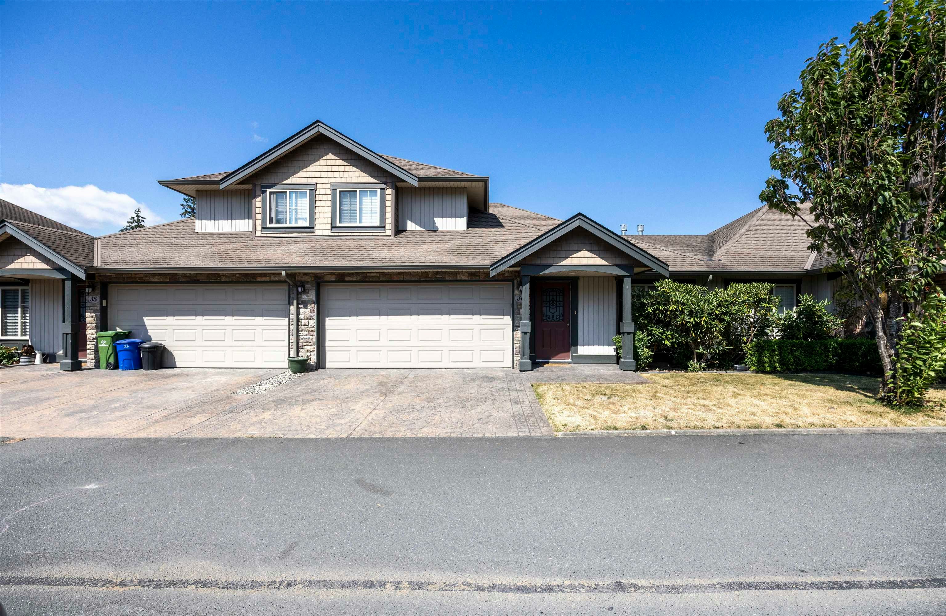 36 44523 Mclaren Drive