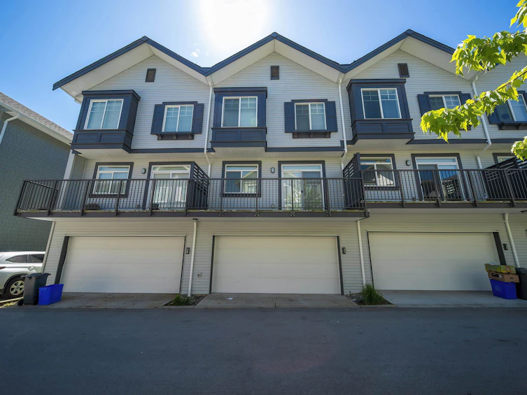 35-15489 99a Avenue, Surrey, BC, V3R 0G9 - 2