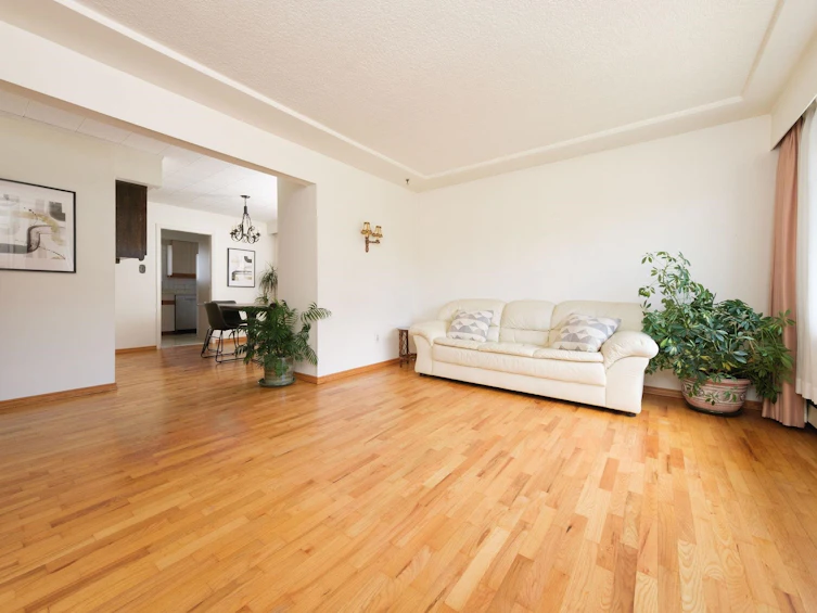 8481 13th Avenue, Burnaby, BC, V3N 2H1 - 4