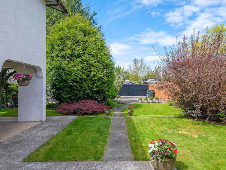 8481 13th Avenue, Burnaby, BC, V3N 2H1 - 28