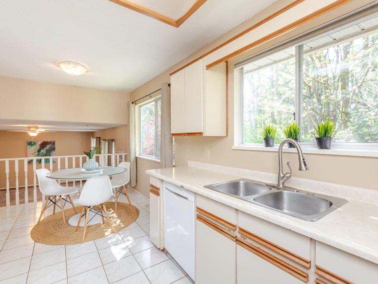 1015 163 Street, Surrey, BC, V4A 8C9 - 10