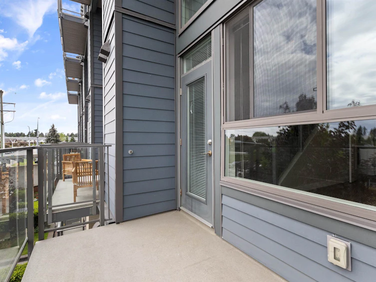 319-3090 Gladwin Road, Abbotsford, BC, V2T 0G2 - 2