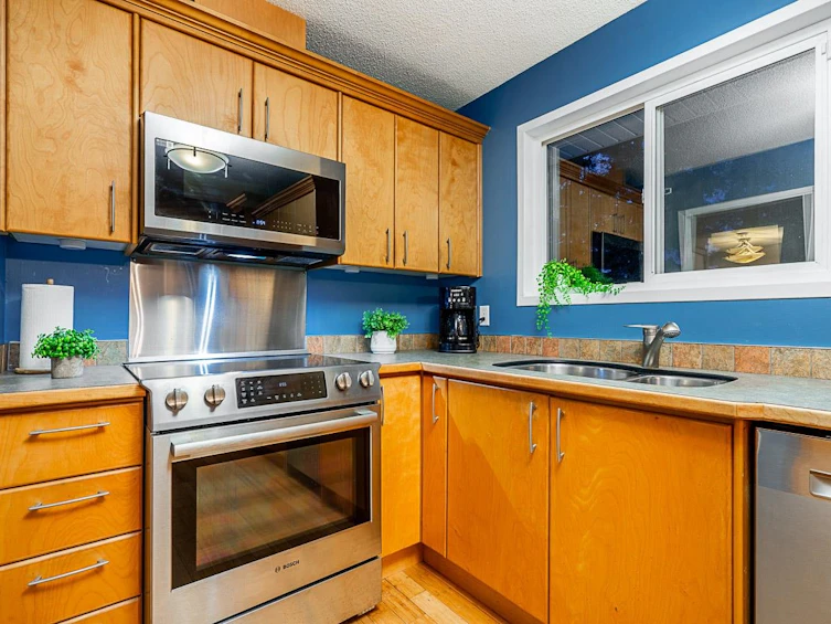3220 275 Street, Langley, BC, V4W 3J3 - 5
