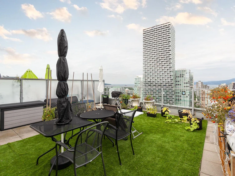 2703-550 Pacific Street, Vancouver, BC, V6Z 3G2 - 3