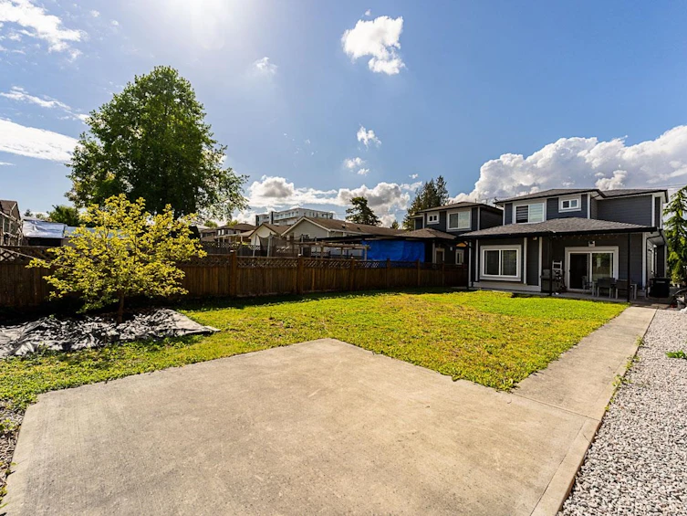 7954 Edmonds Street, Burnaby, BC, V3N 1C2 - 33