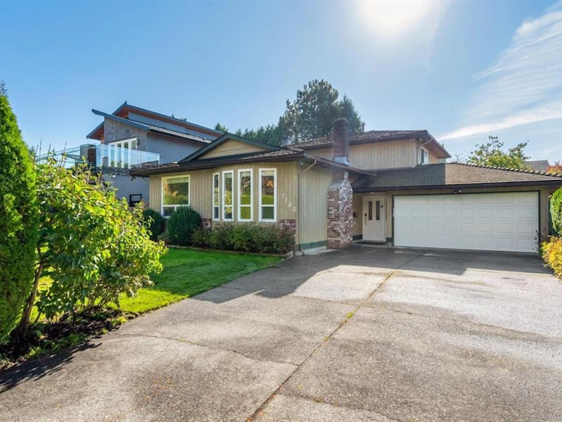 7180 Schaefer Avenue, Richmond BC V6Y 2X7