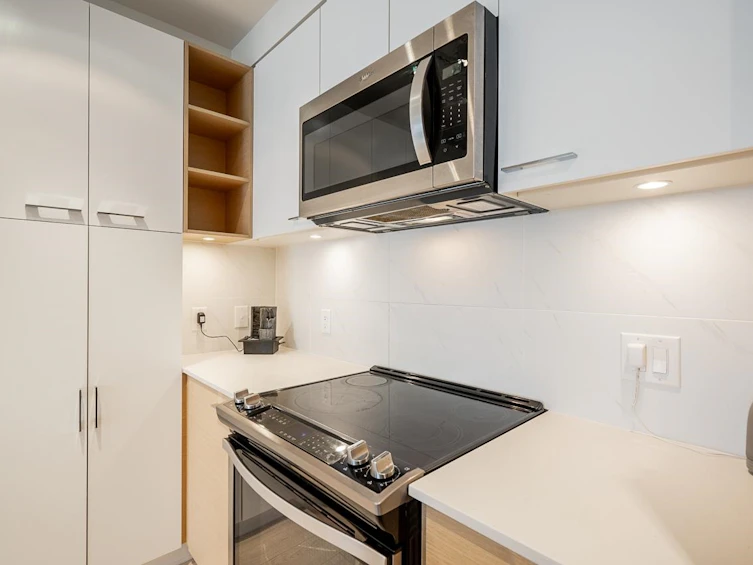 421-13963 105 Boulevard, Surrey, BC, V3T 0M9 - 14