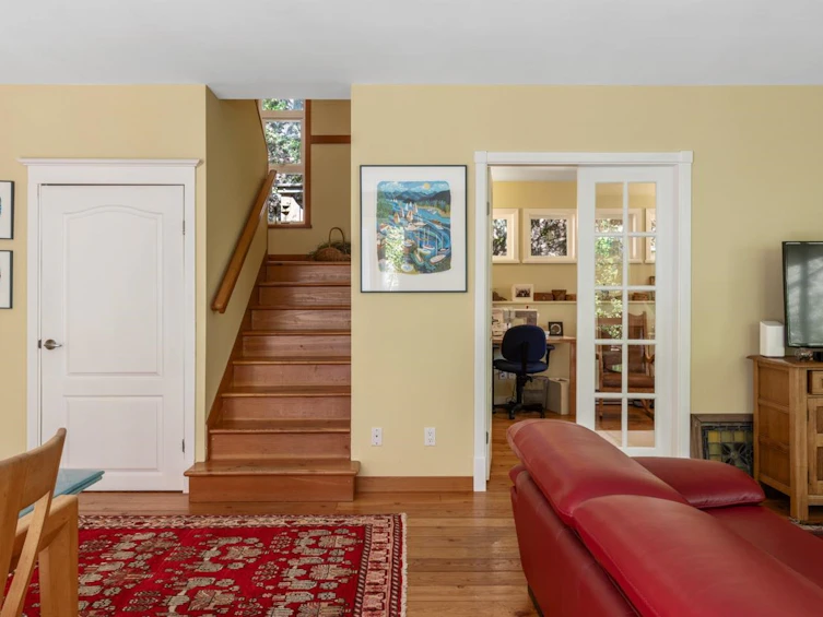 576 Cates Hill Road, Bowen Island, BC, V0N 1G2 - 15