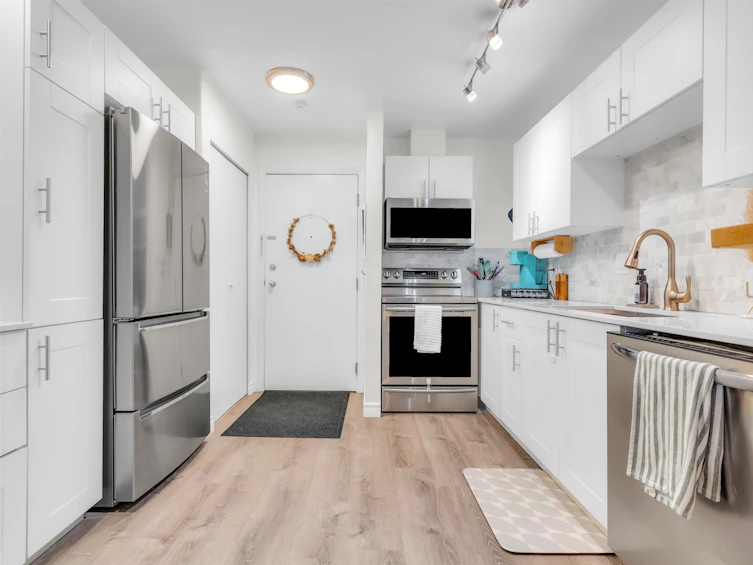 303-1433 E 1st Avenue, Vancouver, BC, V5N 1A4 - 7