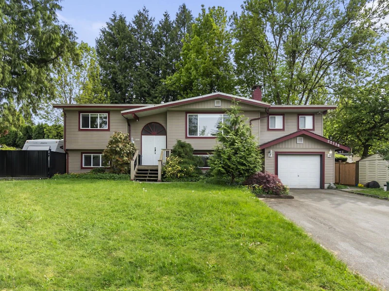 22738 124th Avenue, Maple Ridge BC V2X 4K1