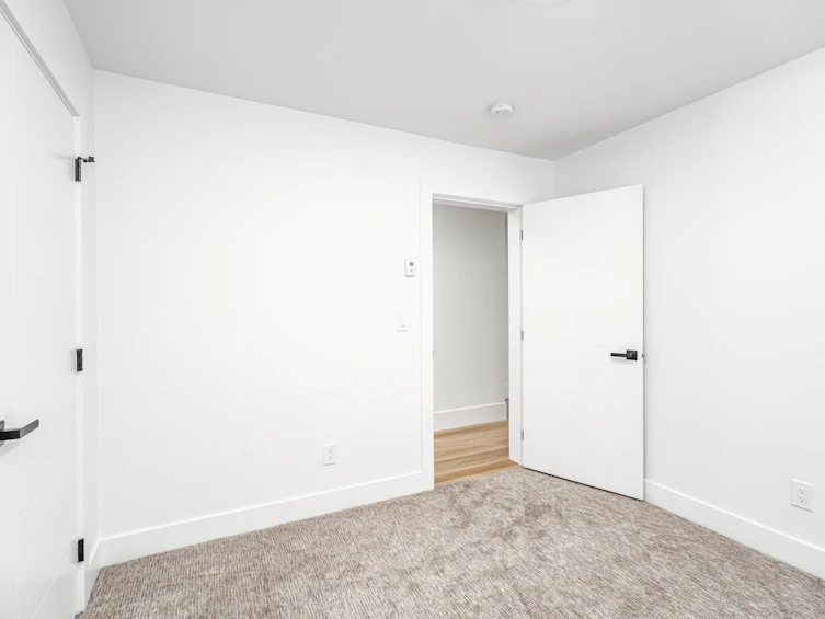 32729 Marshall Road, Abbotsford, BC, V2S 1J6 - 34