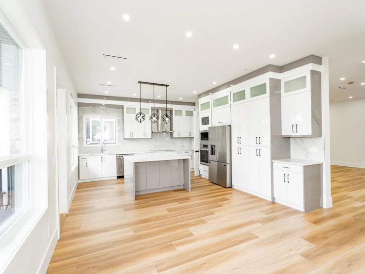 32729 Marshall Road, Abbotsford, BC, V2S 1J6 - 6