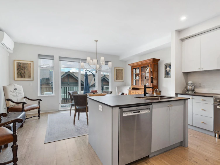 150-1460 Southview Street, Coquitlam, BC, V3E 0G6 - 8