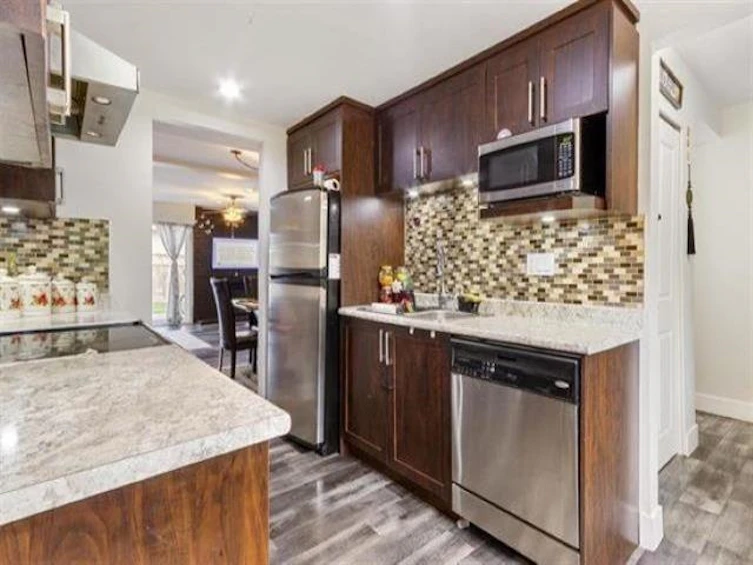 263-7493 140 Street, Surrey, BC, V3W 6G5 - 11