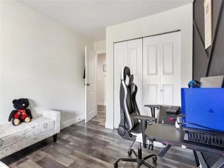 263-7493 140 Street, Surrey, BC, V3W 6G5 - 6