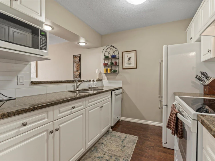 401-9165 Broadway Street, Chilliwack, BC, V2P 7Z8 - 7