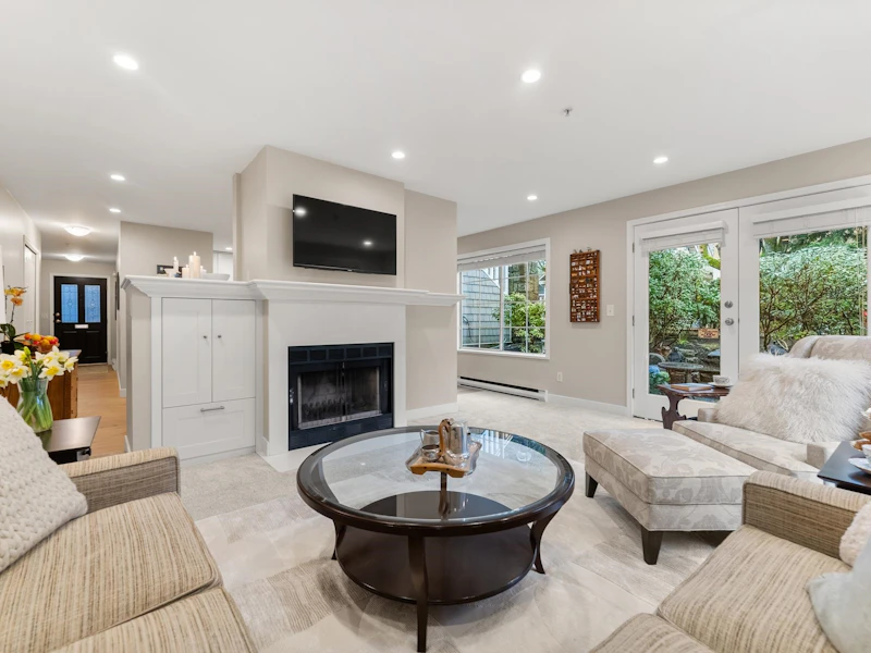 1816 Collingwood Street, Vancouver BC V6R 3K5