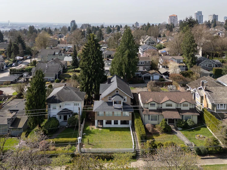 322 First Street, New Westminster, BC, V3L 2G6 - 28