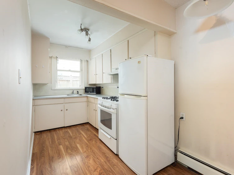 322 First Street, New Westminster, BC, V3L 2G6 - 12