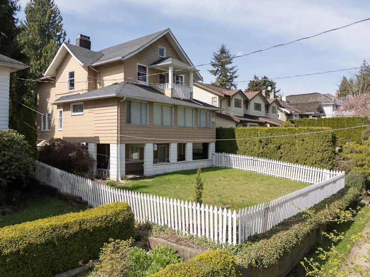 322 First Street, New Westminster, BC, V3L 2G6 - 22