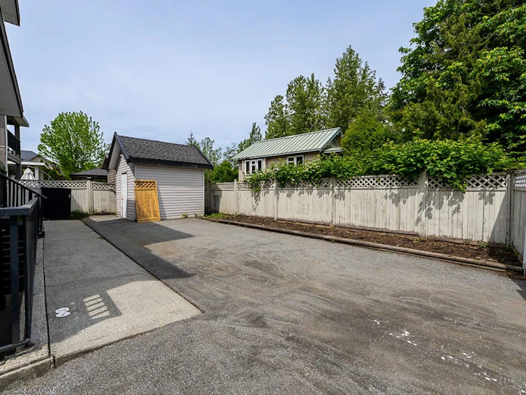 16785 58b Avenue, Surrey, BC, V3S 2K3 - 33