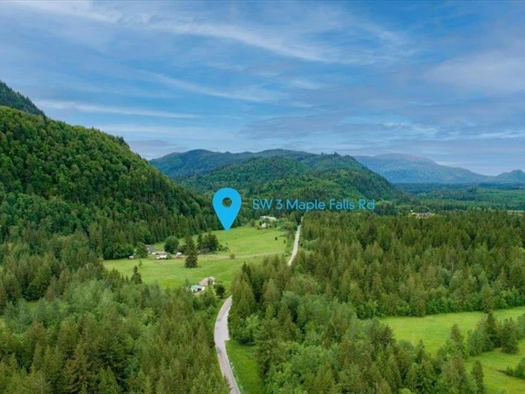 SW 3 Maple Falls Road, Columbia Valley, BC, V2R 4X6