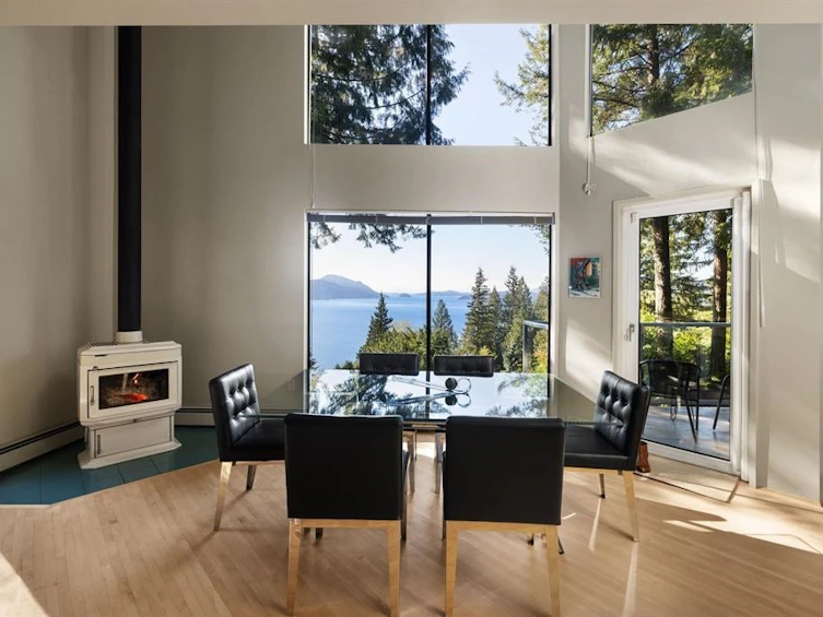 225 Mountain Drive, West Vancouver, BC, V0N 2E0 - 16