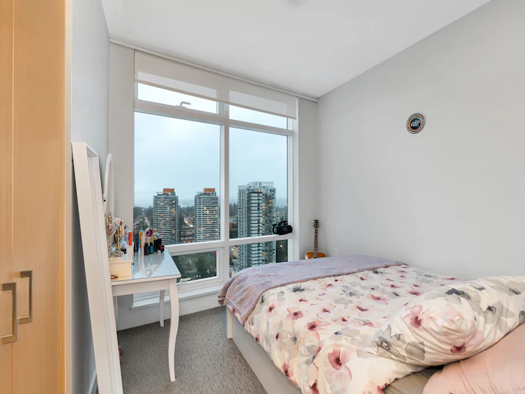 2706-13495 Central Avenue, Surrey, BC, V3T 0K2 - 22