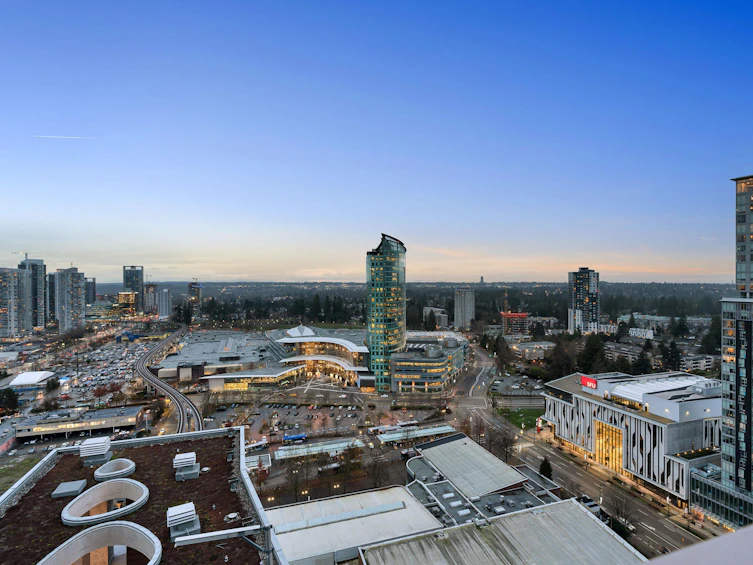 2706-13495 Central Avenue, Surrey, BC, V3T 0K2 - 18
